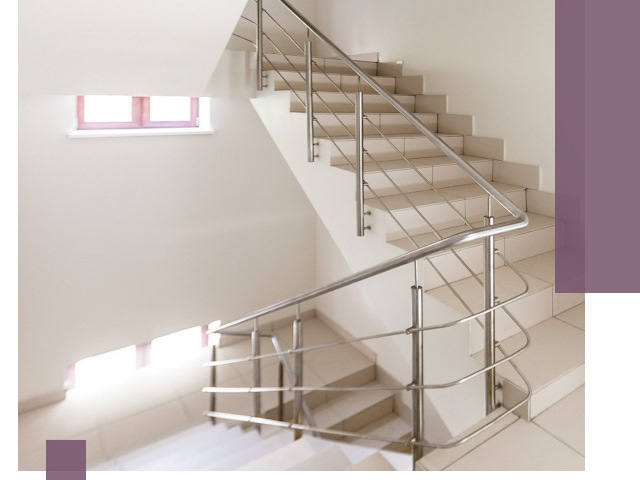 Установка и замена перил в подъезде в Альметьевске