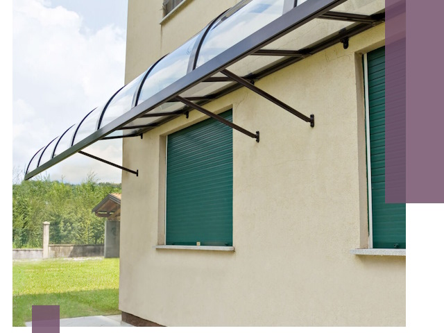 Козырьки над окнами в Альметьевске — изготовление и монтаж по выгоде