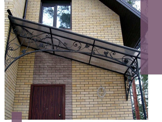 Односкатные козырьки из металла под ключ в Альметьевске